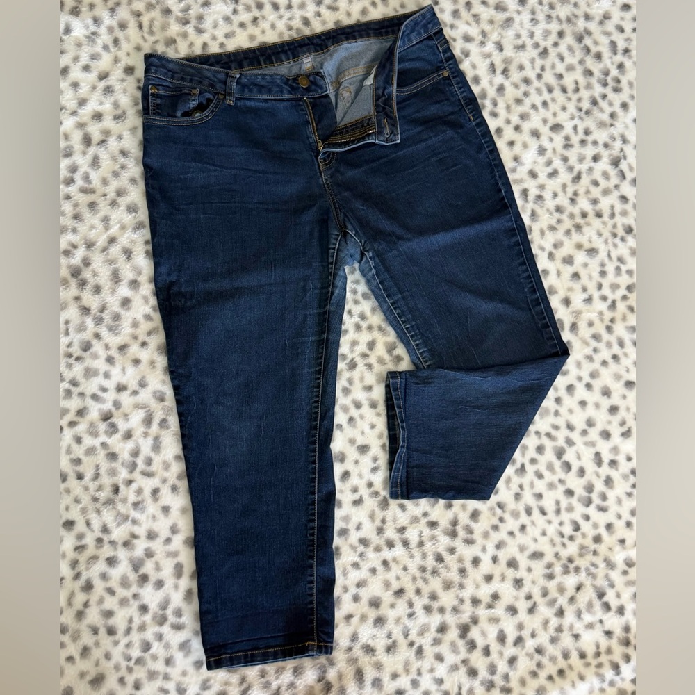 Jennifer Lopez Straight Leg Jeans Size 16 Dark Wash